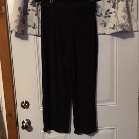 ⭐️ Freelance Black Super Soft Pants – Size Large ⭐️ - Picture 3 of 3